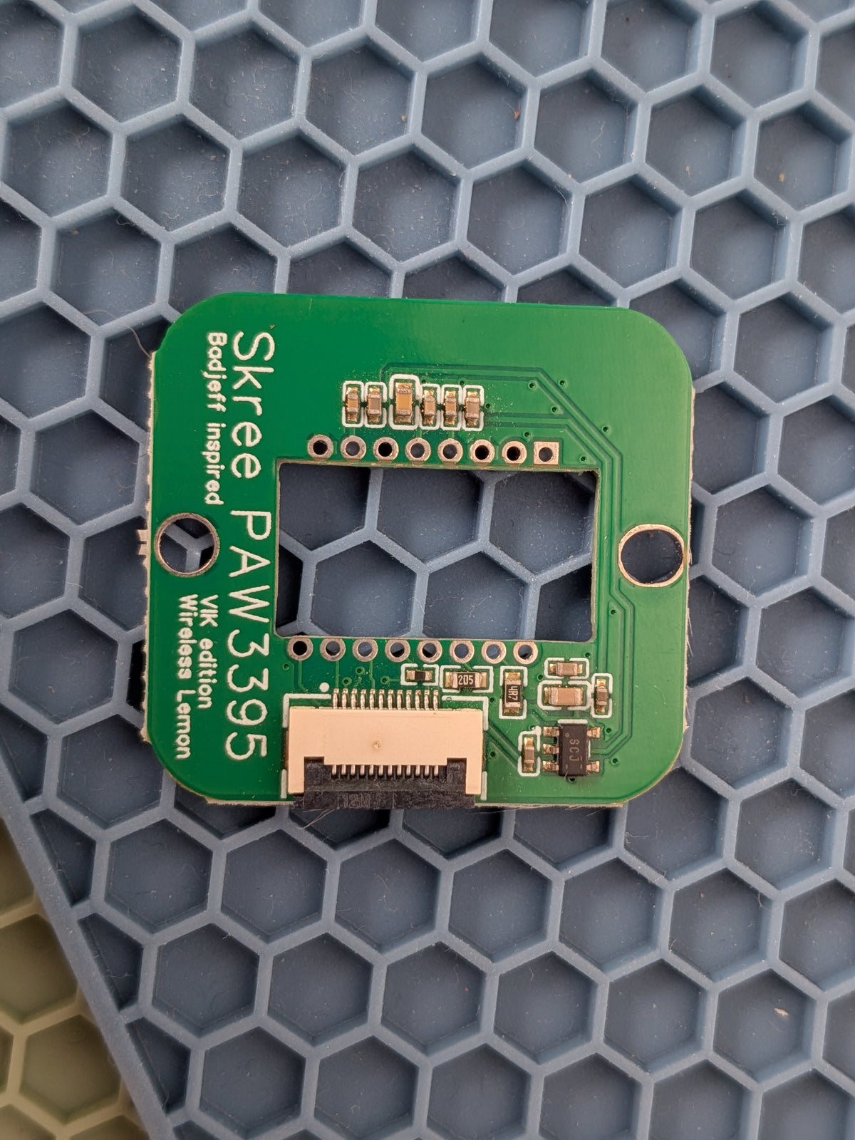 PAW3395 Sensor Board
